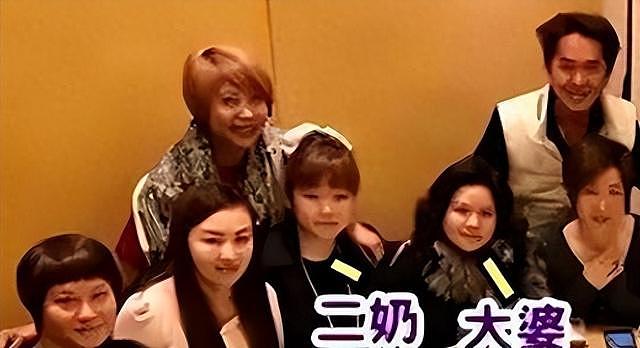 “6个老婆”同住一屋，每人每月7万零花钱，71岁又娶第7房小娇妻（组图） - 1