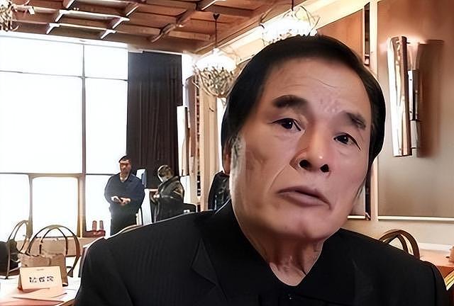 “6个老婆”同住一屋，每人每月7万零花钱，71岁又娶第7房小娇妻（组图） - 2