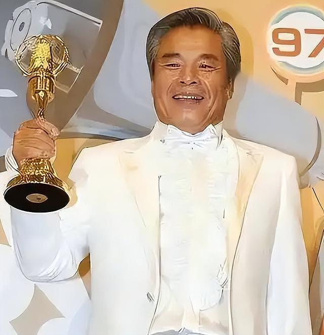 “6个老婆”同住一屋，每人每月7万零花钱，71岁又娶第7房小娇妻（组图） - 5