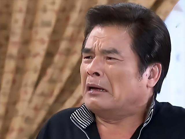 “6个老婆”同住一屋，每人每月7万零花钱，71岁又娶第7房小娇妻（组图） - 12
