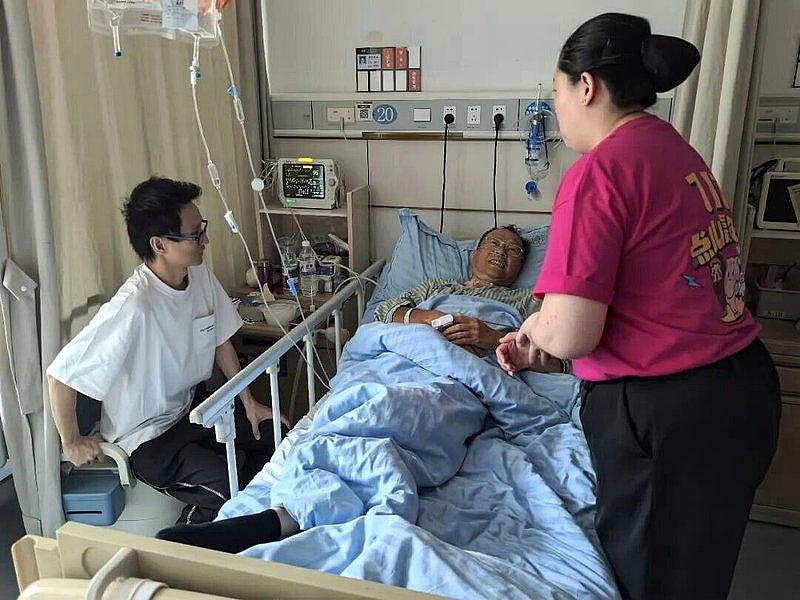 男子吃饭“肚子突变大”，店员一举动抢回一条命（组图） - 2