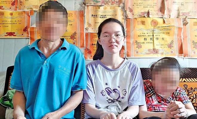 高考699分女生韩雅平被清华大学录取：全村的骄傲！母亲残疾父亲打零工，被称“女版庞众望” - 1