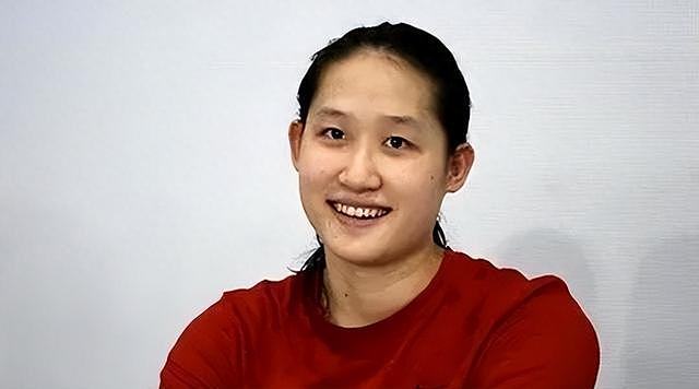 奥运冠军刘子歌嫁大23岁教练移居澳洲，农场生活低调幸福 - 1
