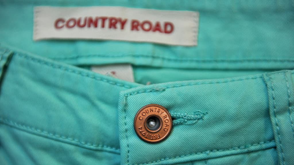 Country Road服装标签原报道资料实图