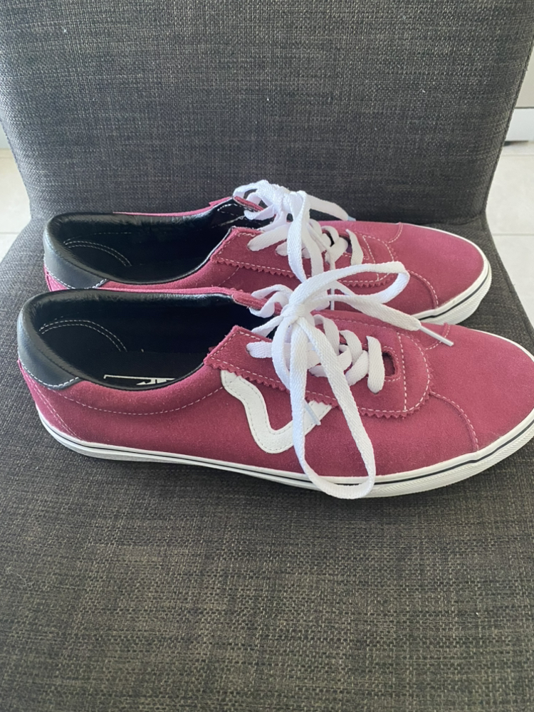 今日悉尼Brand new Vans Epoch Sport Beet Red Mens US 10 Brand new Vans Epoch Sport Beet Red Mens US 10