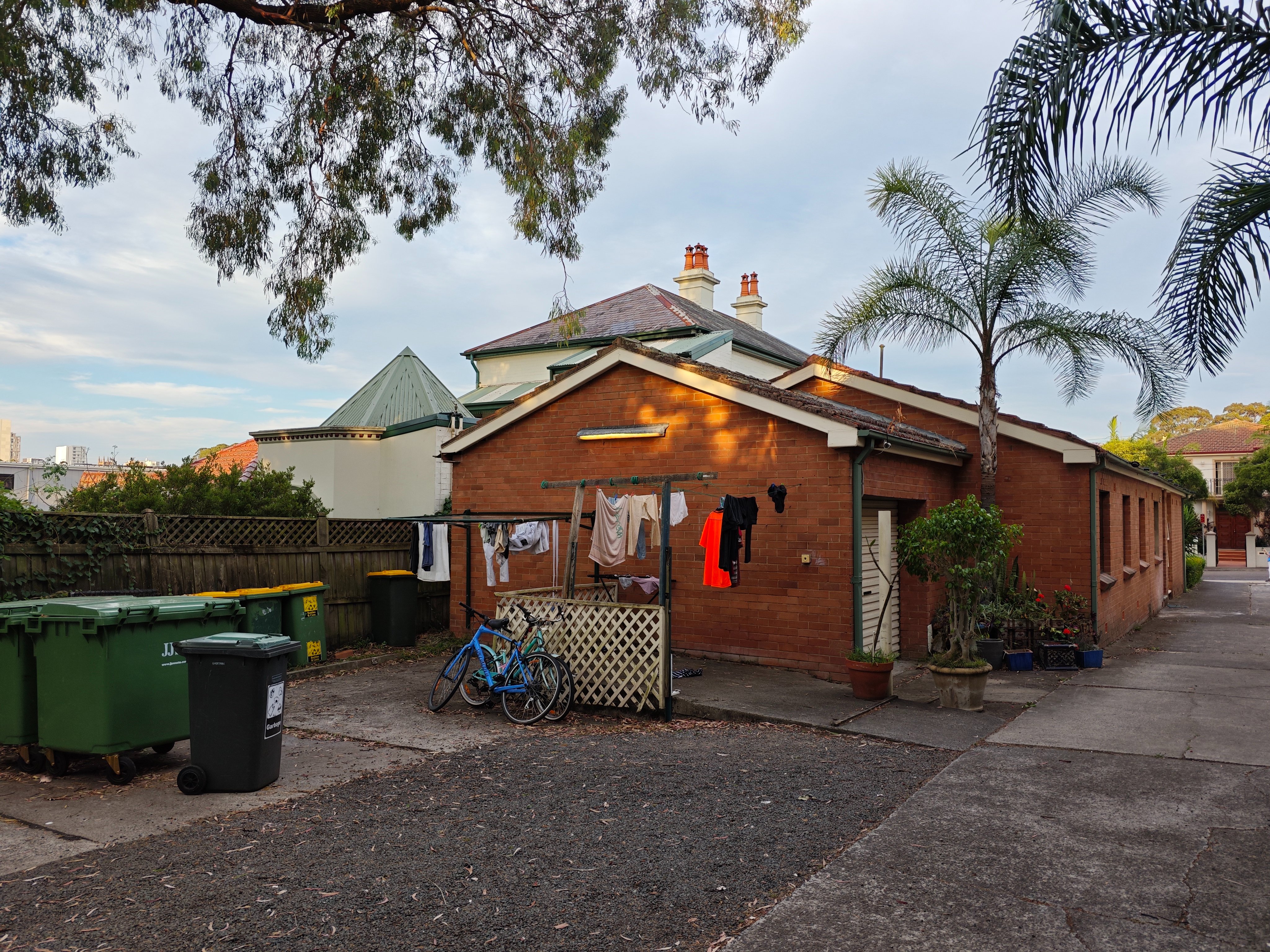 今日珀斯Burwood 单间 可短租长租 近火车站 可做饭 价格友好 Burwood 单间 可短租长租 近火车站 可做饭 价格友好