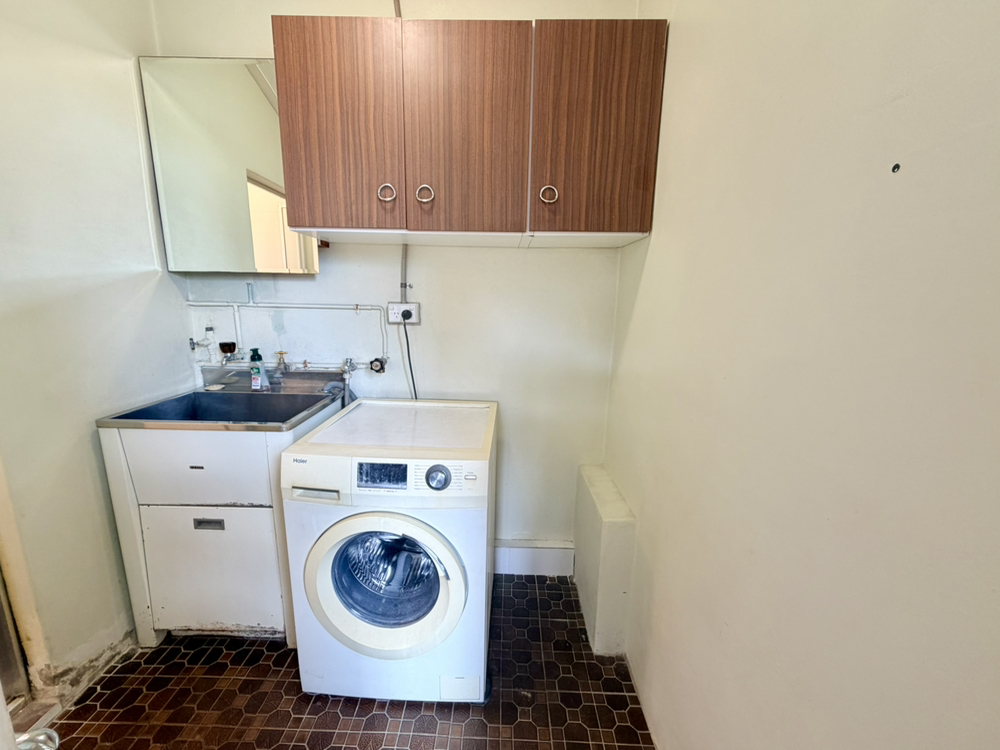 今日珀斯Hurstville 一房带书房 独立进出Granny Flat 拎包入住 Hurstville 一房带书房 独立进出Granny Flat 拎包入住