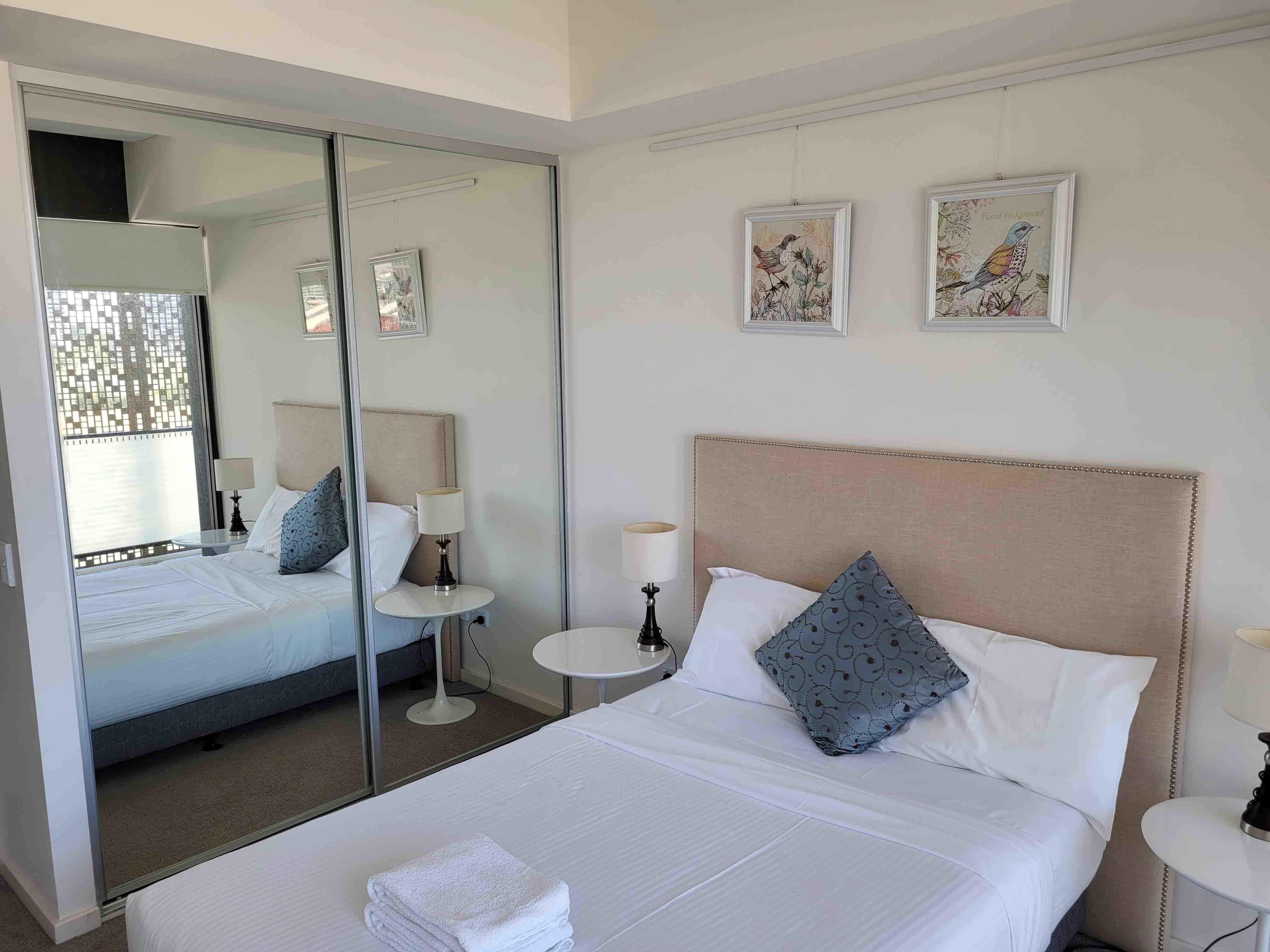 今日悉尼Wentworth Point 江景公寓private room出租带 Wentworth Point 江景公寓private room出租带