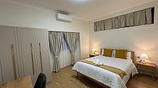 Burwood  优质4b2b整租 1800 拎包入住