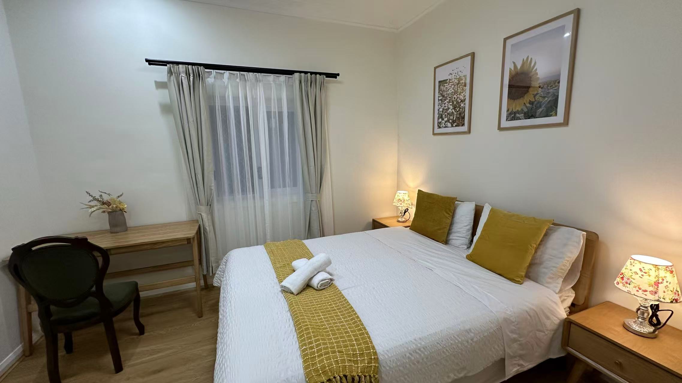 今日悉尼Burwood 优质4b2b整租 1800 拎包入住 Burwood 优质4b2b整租 1800 拎包入住