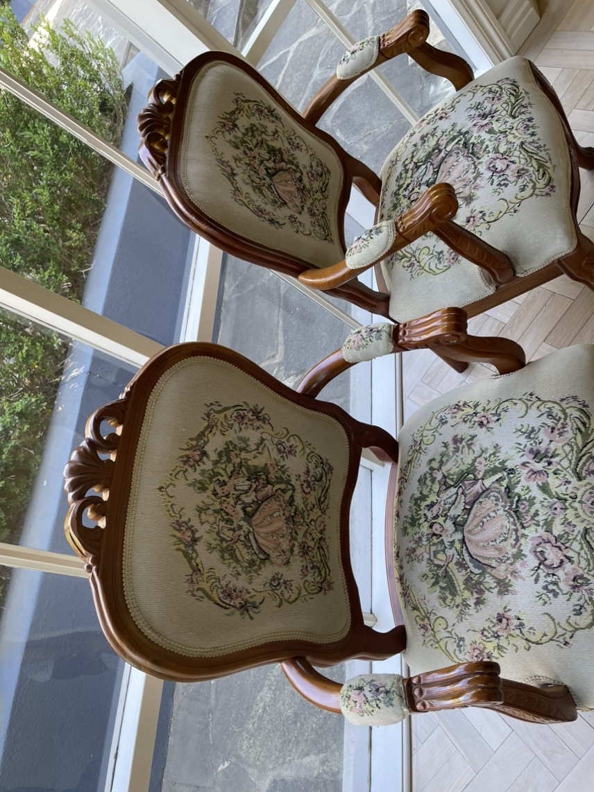 今日墨尔本墨尔本Louis XV 扶手椅 墨尔本Louis XV 扶手椅