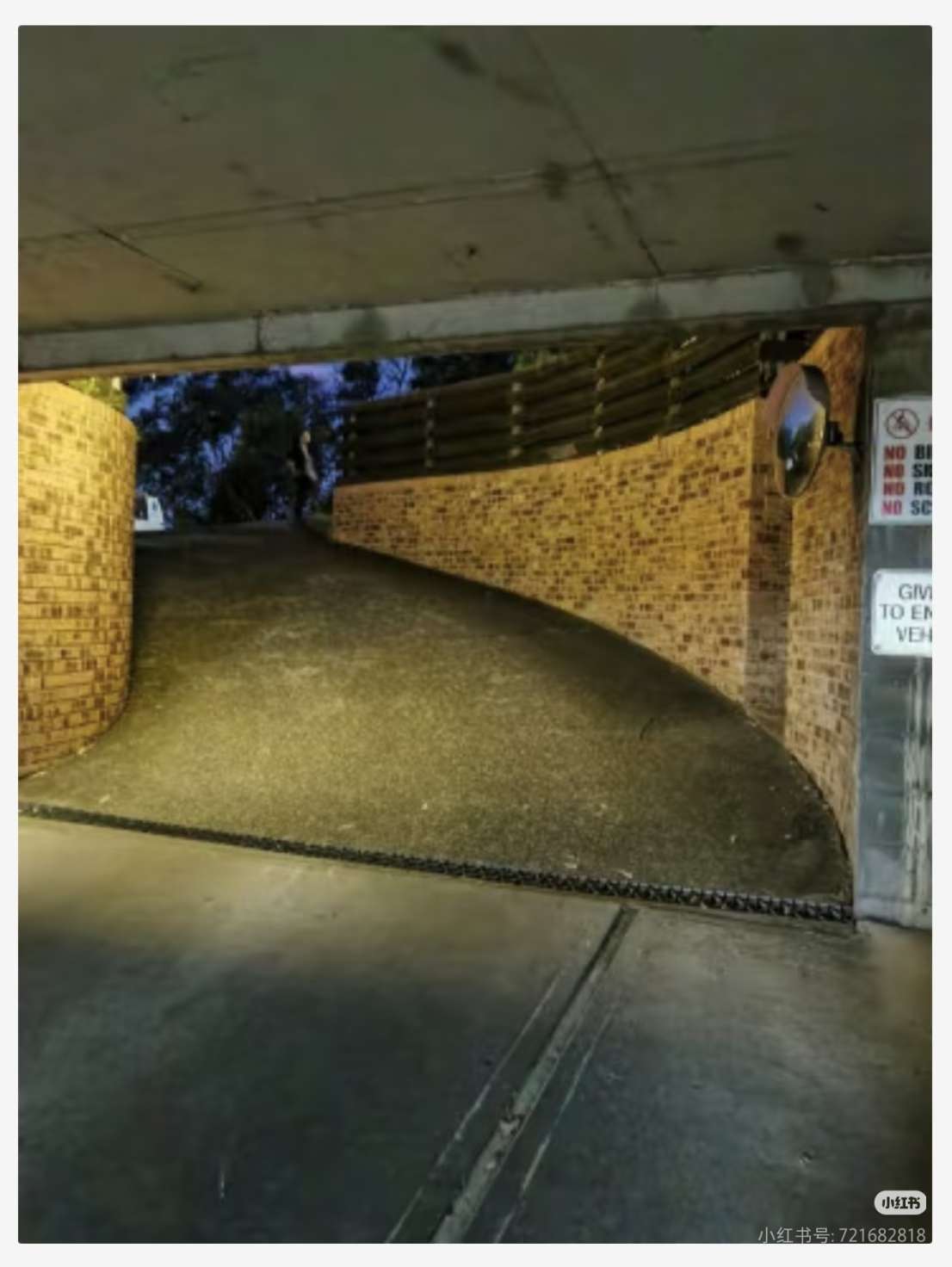 今日悉尼Marsfield 悉尼近麦考瑞大学带锁仓库出租 Marsfield 悉尼近麦考瑞大学带锁仓库出租