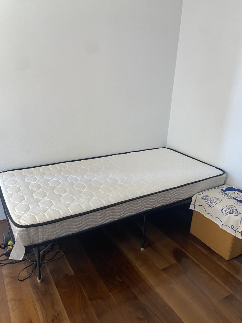今日悉尼Sydney City apartment 次卧包bill Sydney City apartment 次卧包bill