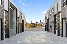 Marrickville 高端顶楼仓库 带阳台车位为卫生间