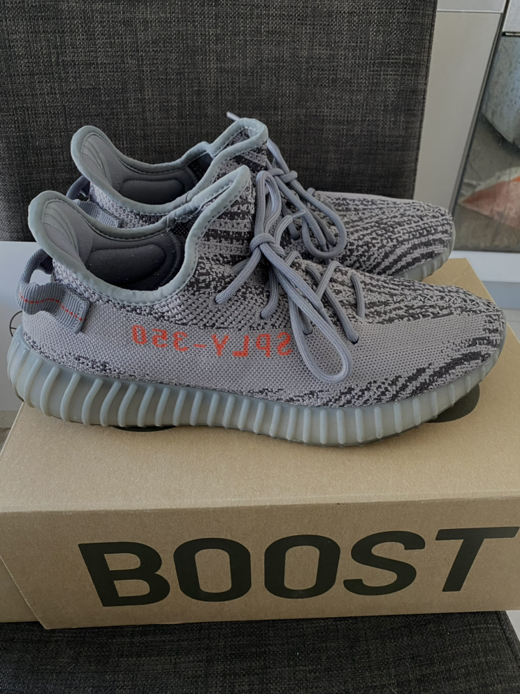 今日珀斯Yeezy 350 V2 Beluga 20 Mens US 11 Yeezy 350 V2 Beluga 20 Mens US 11