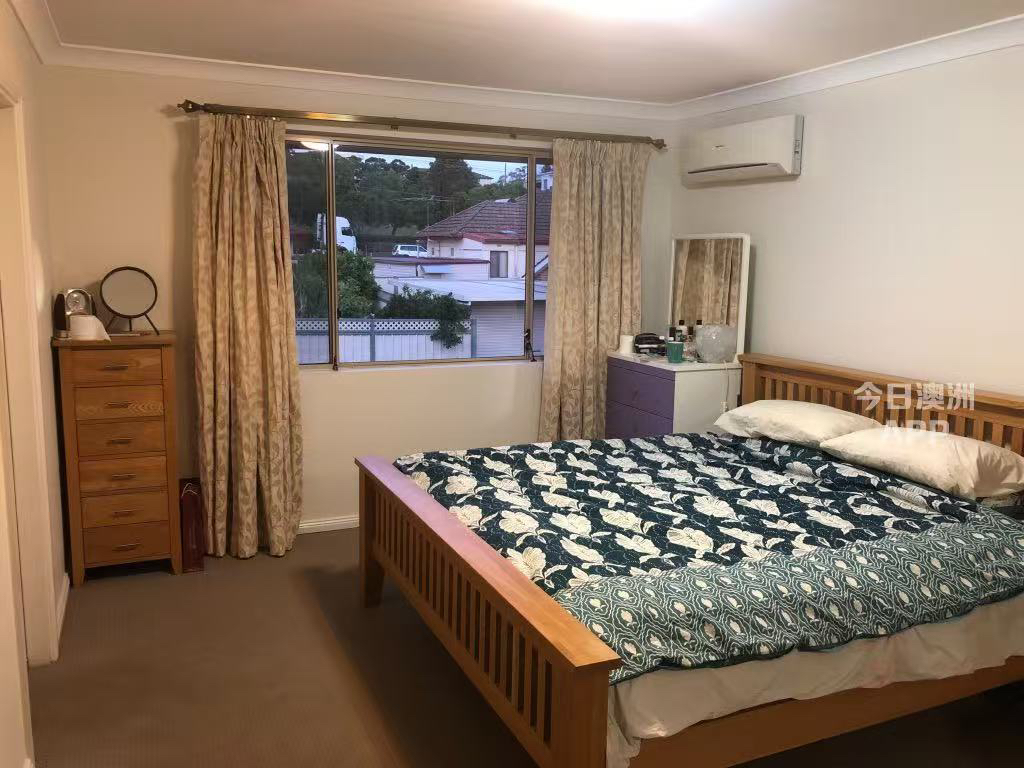 今日悉尼Parramatta 4房大house内近新正北向近火车站 Parramatta 4房大house内近新正北向近火车站