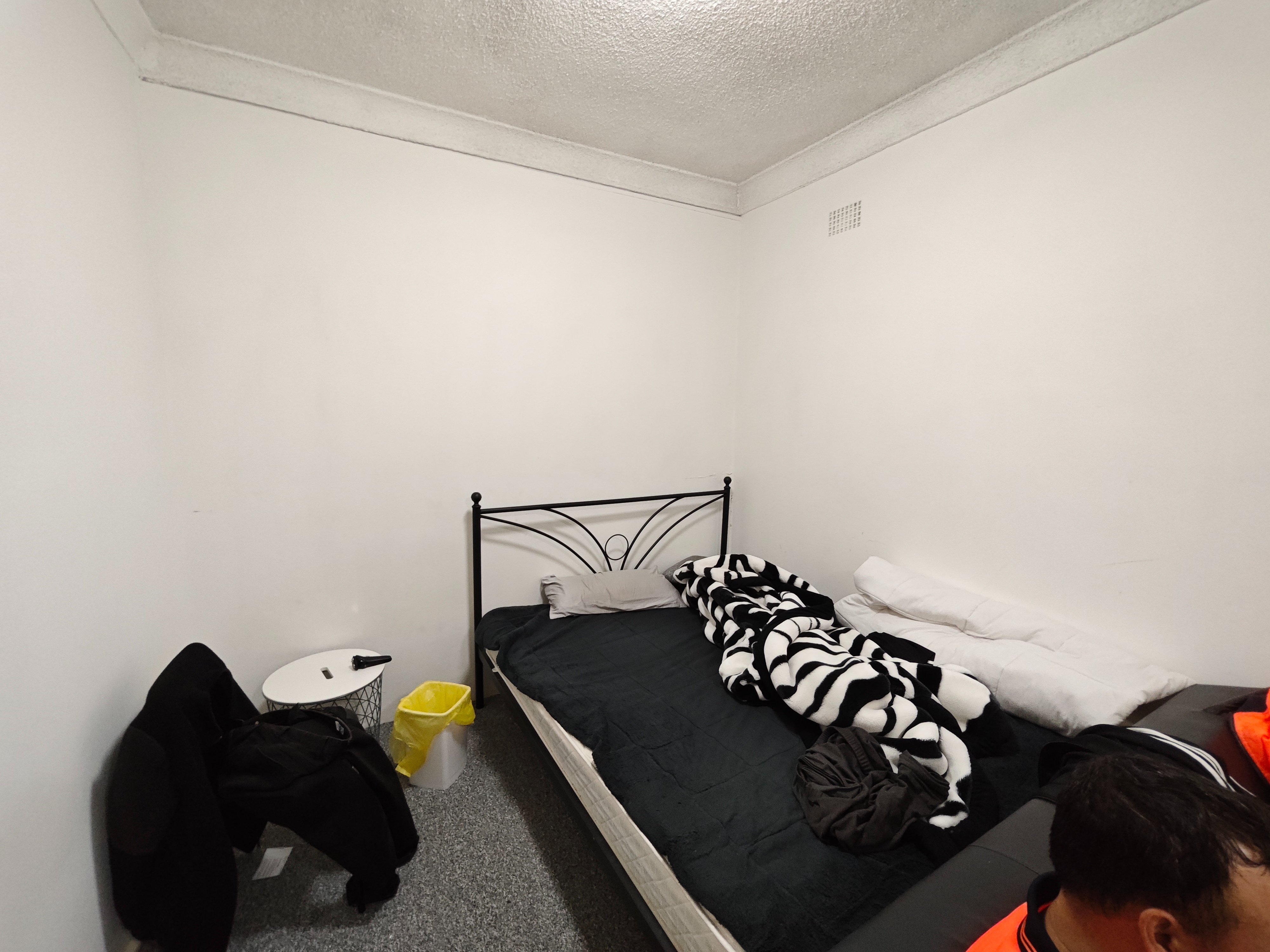 今日悉尼Burwood sharehouse 单间出租260 适合超低预算学生 Burwood sharehouse 单间出租260 适合超低预算学生