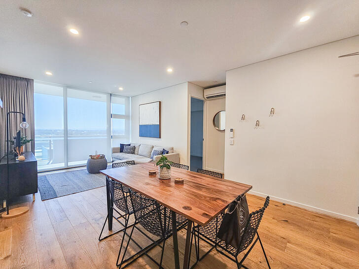 今日悉尼Macquarie Park One bedroom apartment plus study centrally Macquarie Park One bedroom apartment plus study centrally