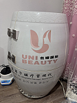 搬家出美容仪器以及生活用品