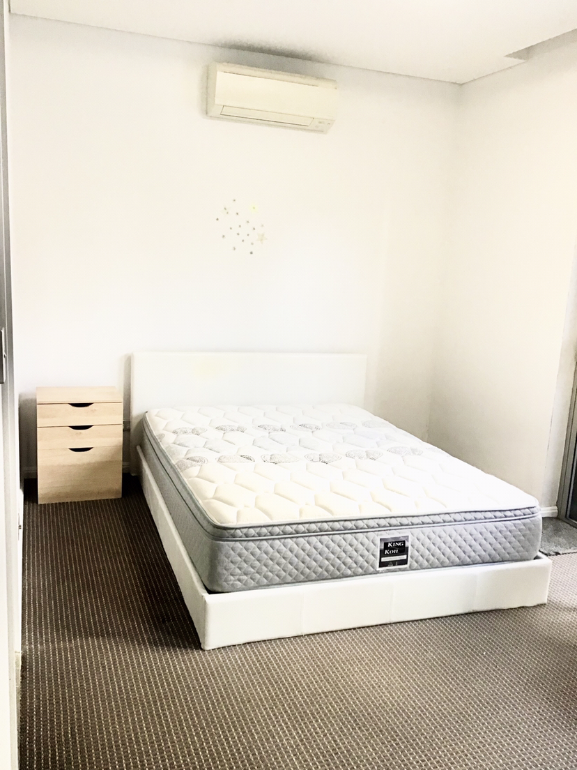 今日珀斯Wolli Creek 近City近机场安静24小时保安公寓主卧招租 Spa桑拿健身房免费 Wolli Creek 近City近机场安静24小时保安公寓主卧招租 Spa桑拿健身房免费