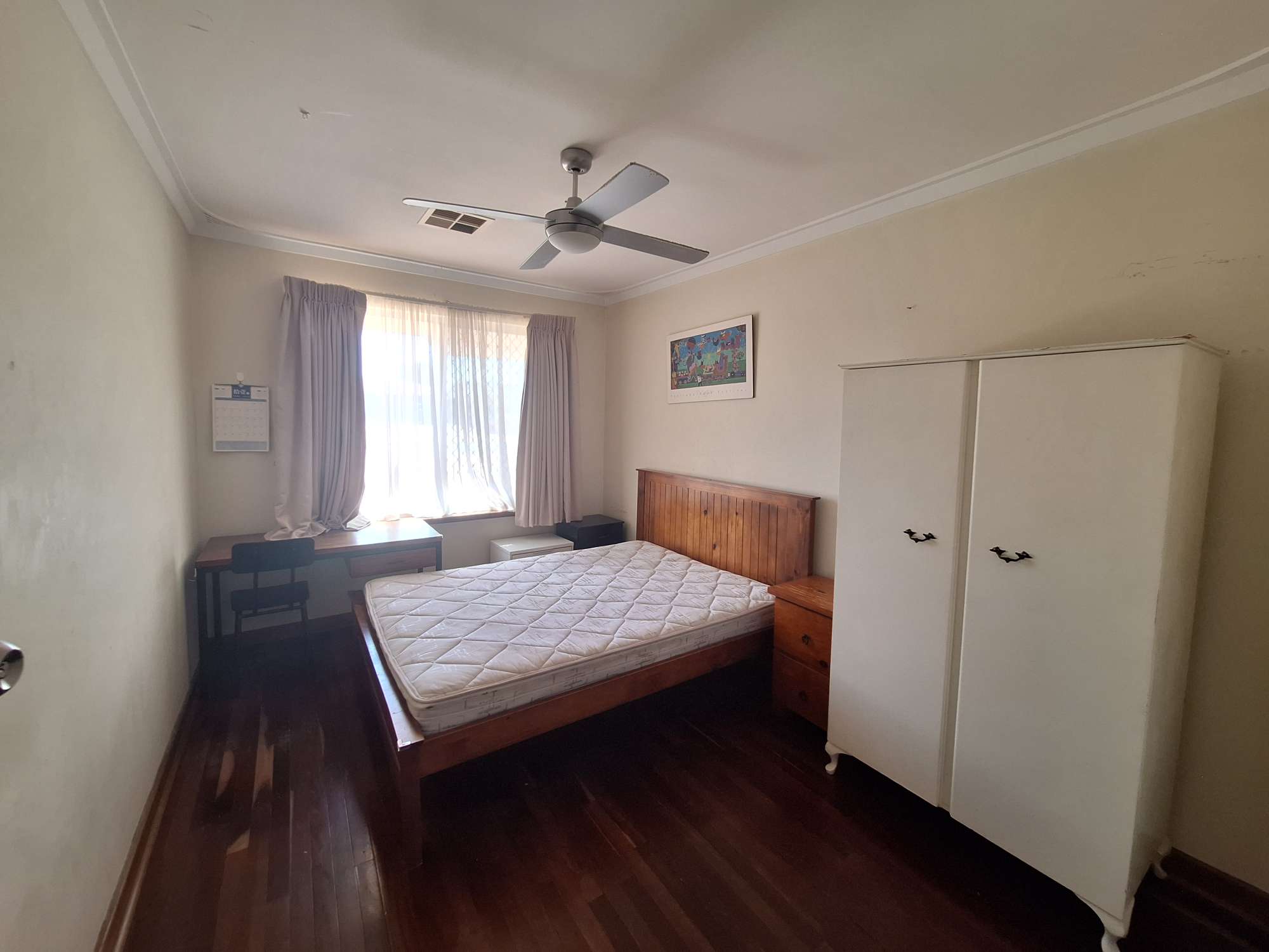 今日珀斯East Cannington 单间招租220刀包Bill全屋住满2 East Cannington 单间招租220刀包Bill全屋住满2