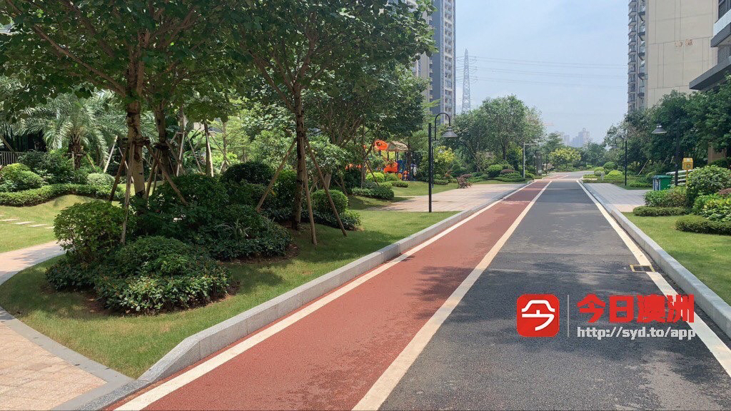 今日悉尼Hurstville 该区顶级主卧 房东直租近新公寓3b2b 火车站Westfield 300米远 Hurstville 该区顶级主卧 房东直租近新公寓3b2b 火车站Westfield 300米远