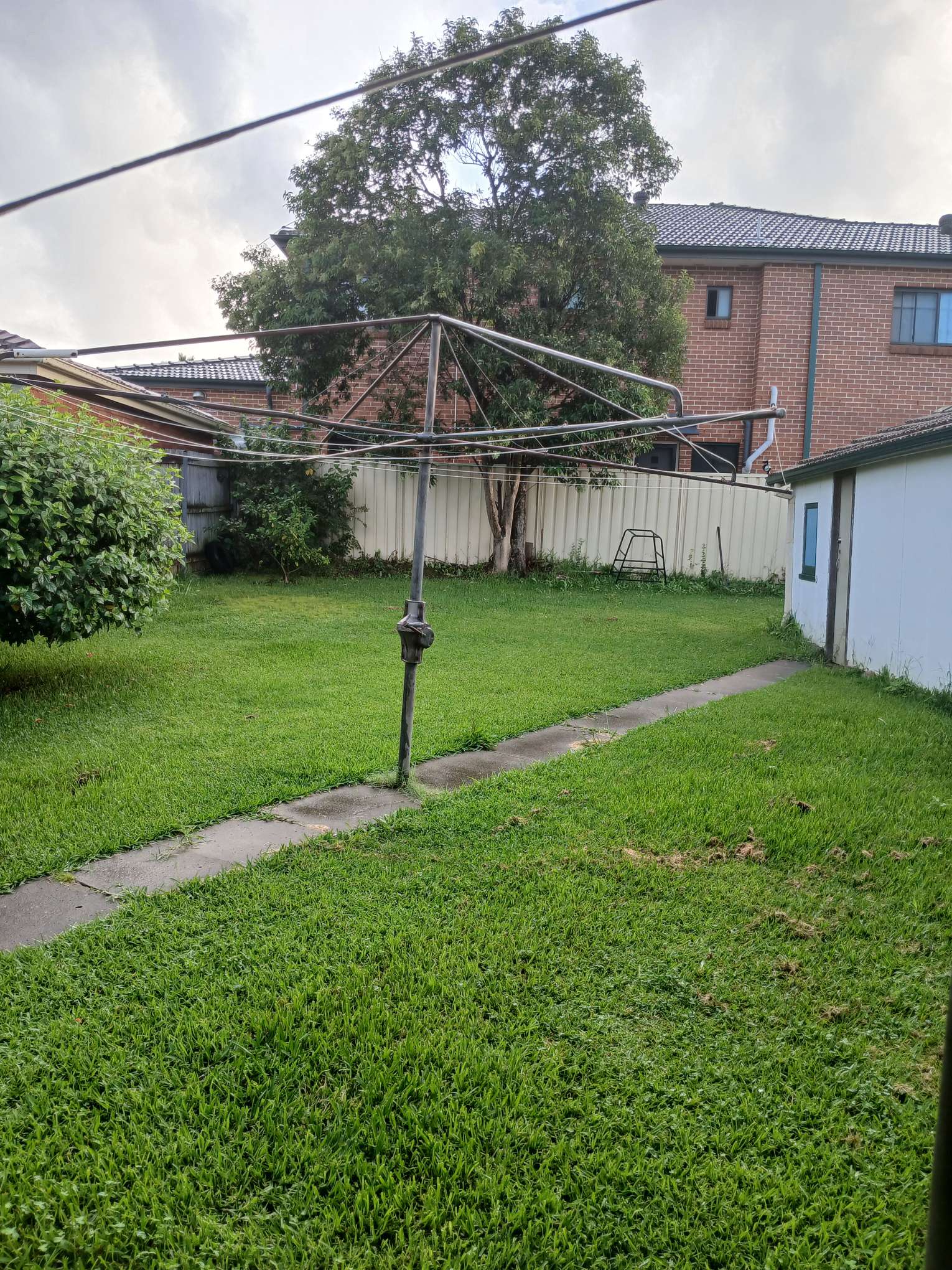 今日悉尼Strathfield South 大单间开车到burwood中心五分钟 Strathfield South 大单间开车到burwood中心五分钟