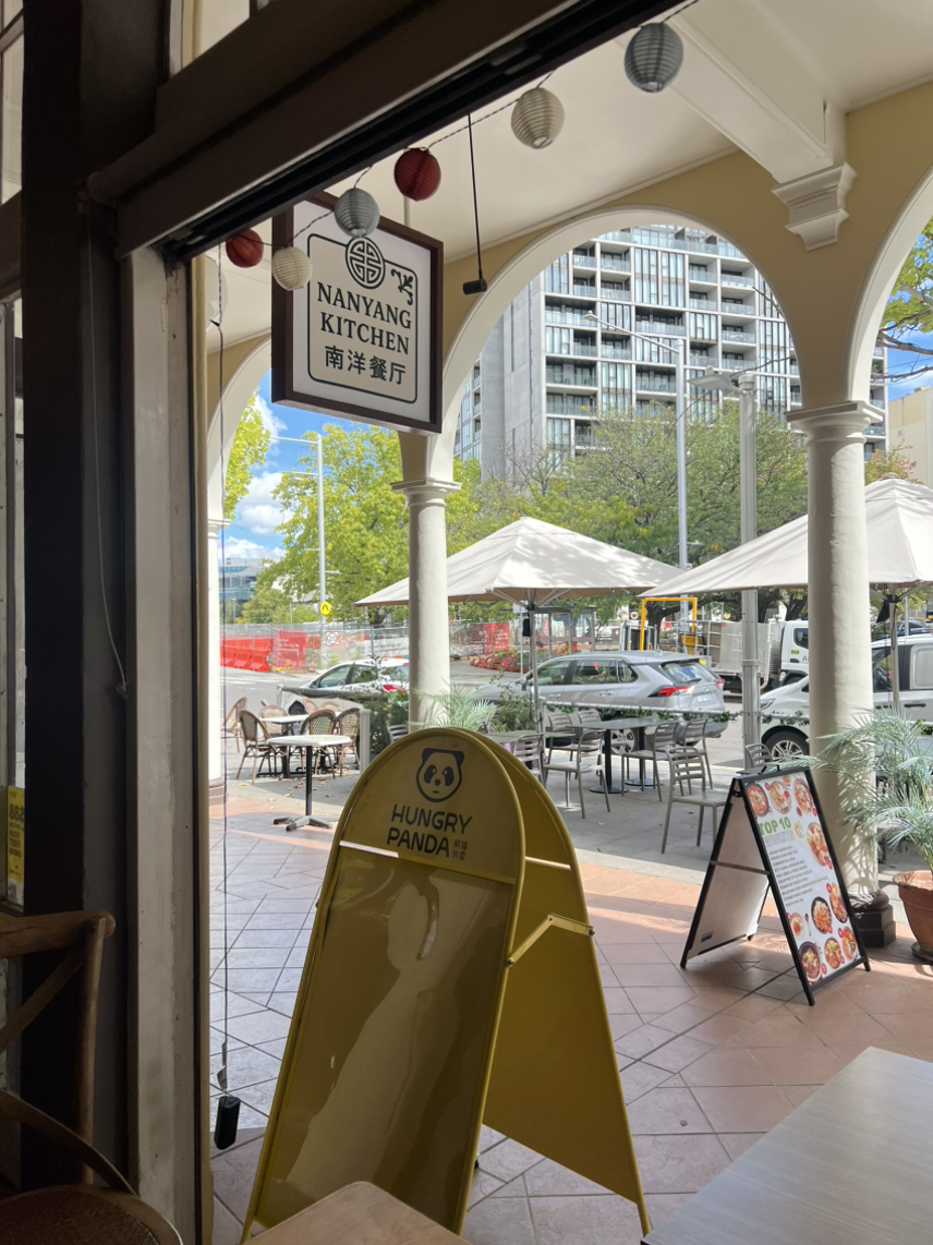 今日堪培拉Canberra City 餐厅转让近ANU轻轨恢复在即带酒牌户外位 Canberra City 餐厅转让近ANU轻轨恢复在即带酒牌户外位
