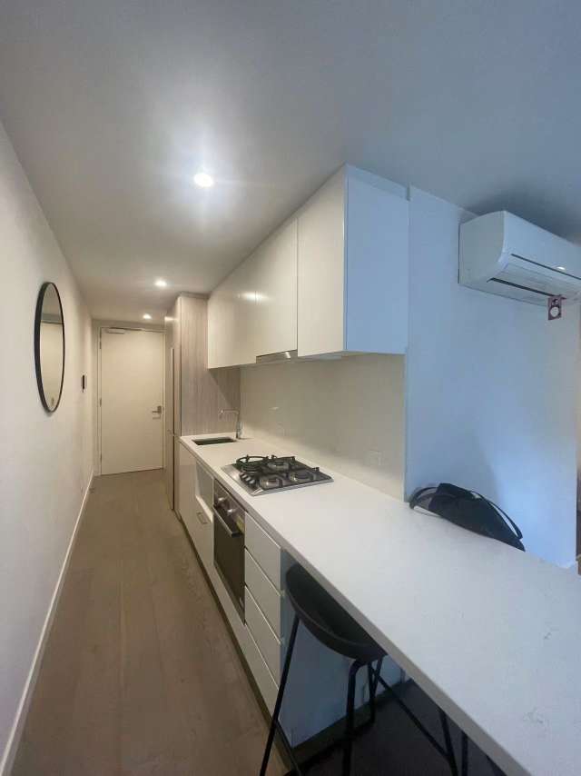 今日墨尔本Box Hill 一室一厅公寓整租带家具转合同 Box Hill 一室一厅公寓整租带家具转合同