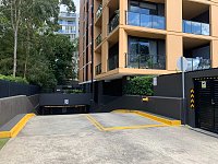 Waitara 公寓车位出租 Secured Car Parking