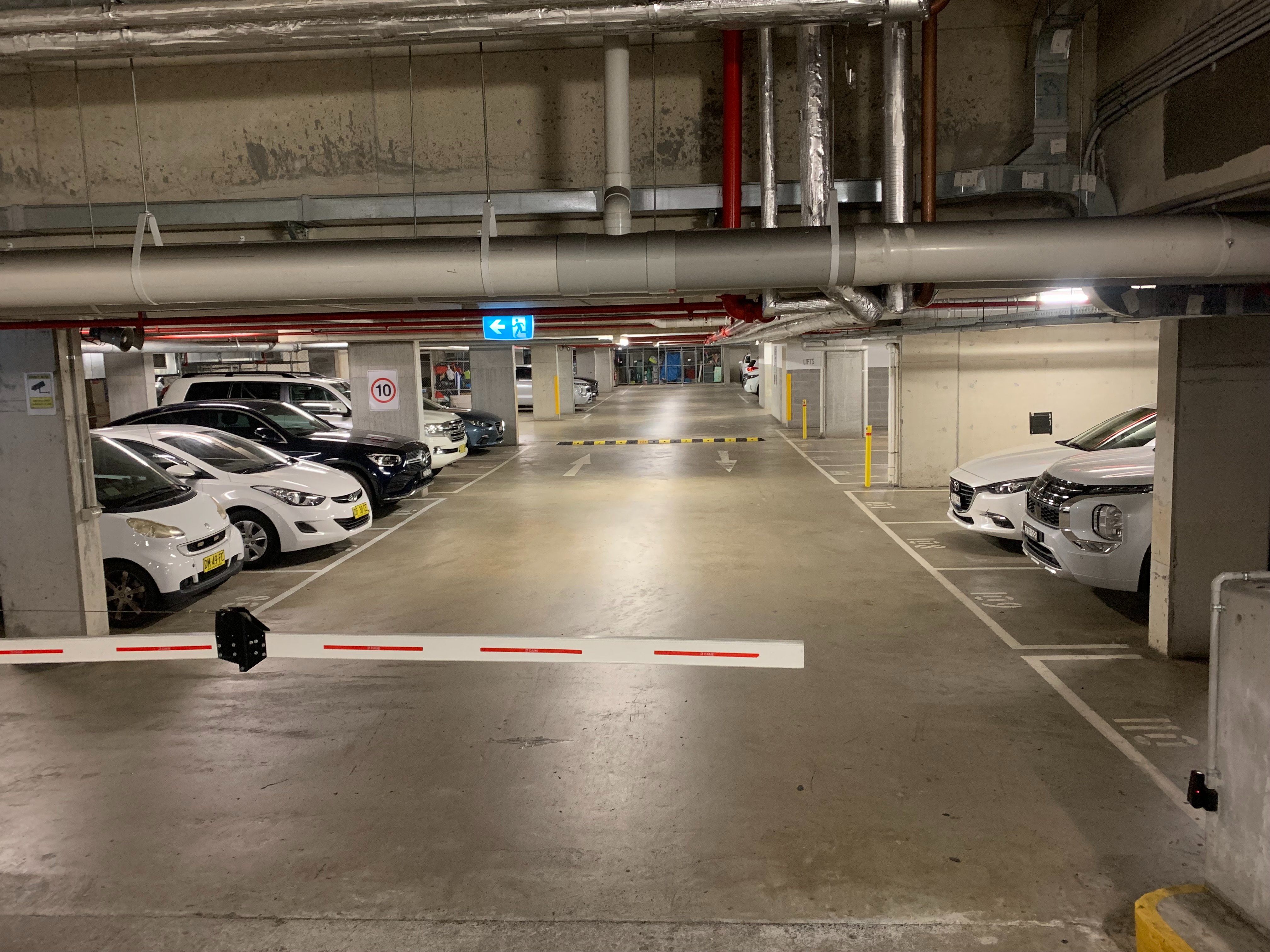 今日悉尼Waitara 公寓车位出租 Secured Car Parking Waitara 公寓车位出租 Secured Car Parking