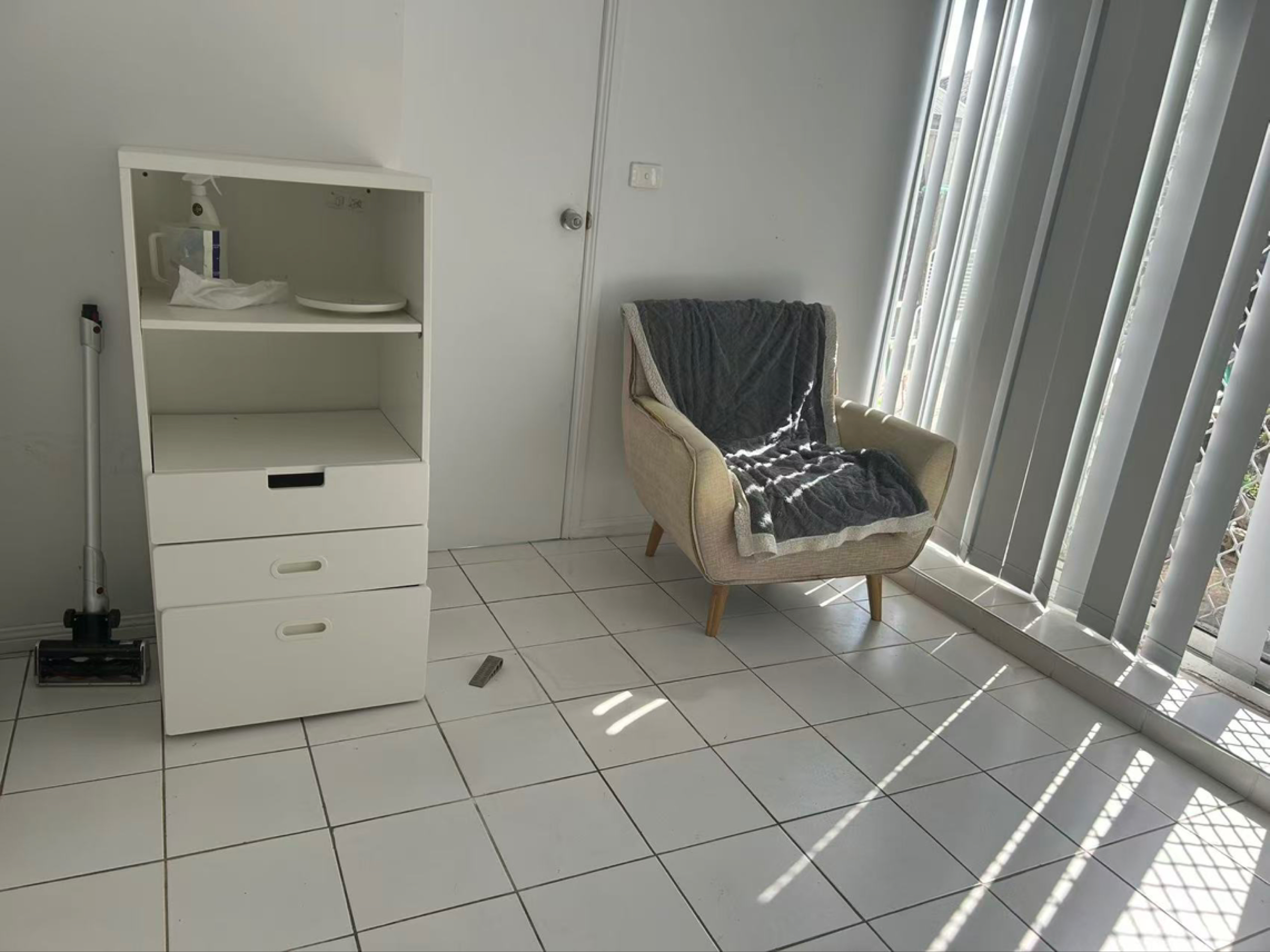 今日悉尼Hurstville Granny Flat Studio 380 week 包水电网 Hurstville Granny Flat Studio 380 week 包水电网
