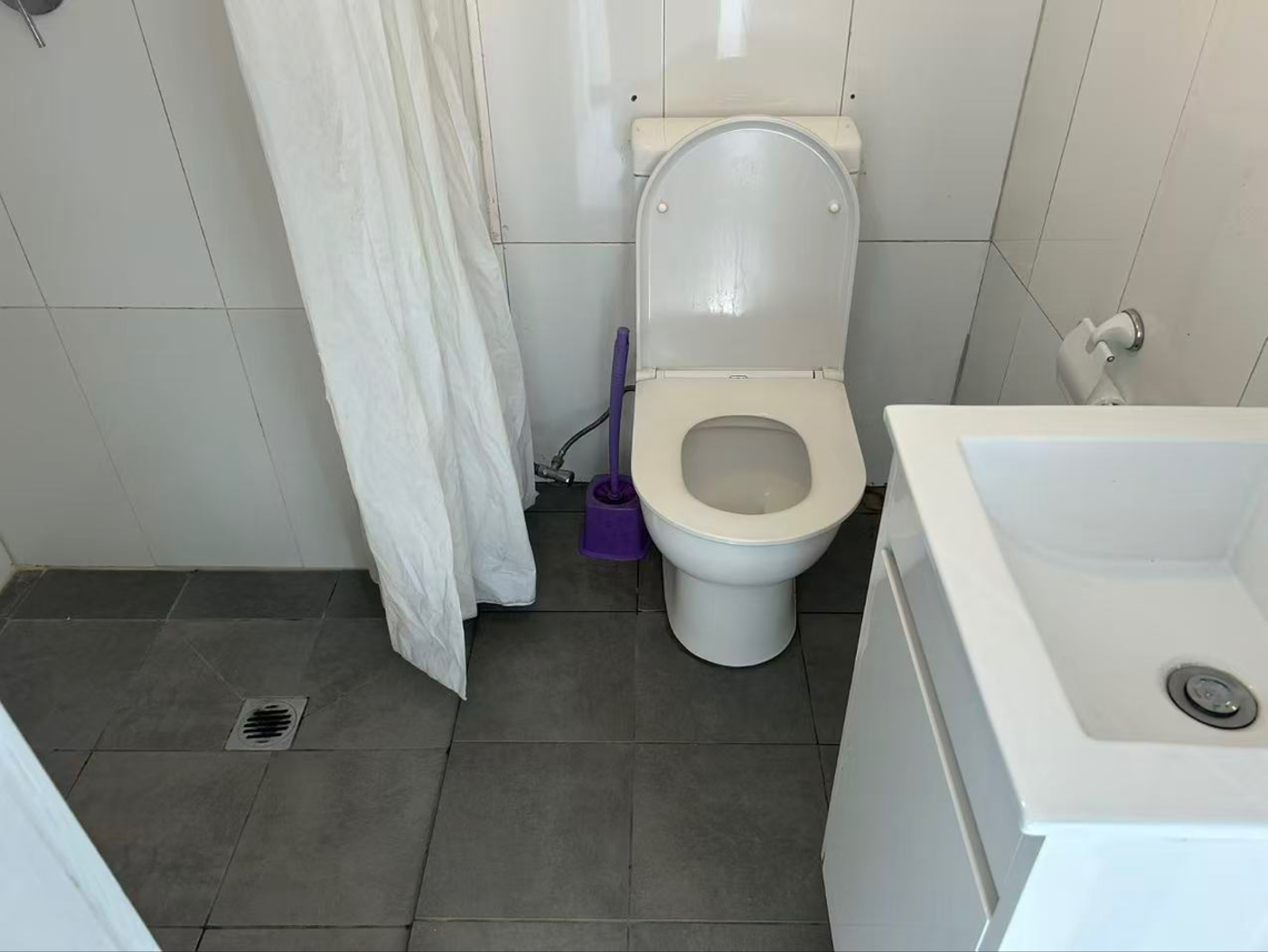 今日悉尼Hurstville Granny Flat Studio 380 week 包水电网 Hurstville Granny Flat Studio 380 week 包水电网