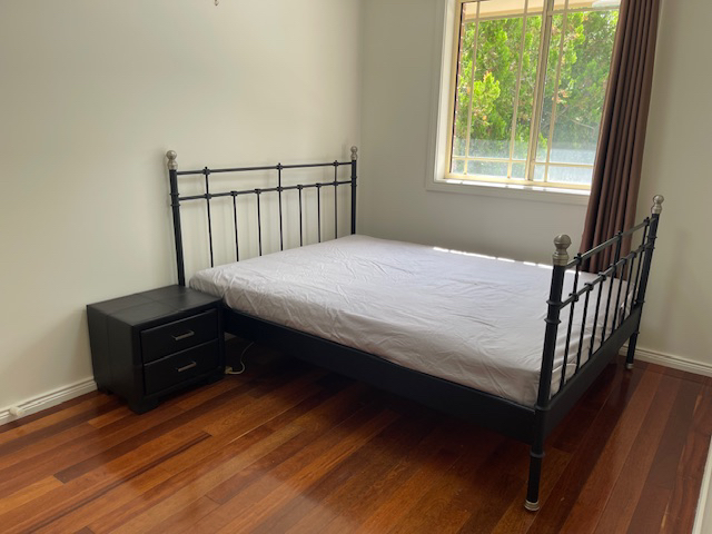 今日悉尼Epping house 独立卫浴房单间仅限女生静街步行15分钟到 火车站 Epping house 独立卫浴房单间仅限女生静街步行15分钟到 火车站