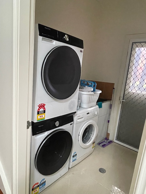 今日悉尼Epping house 独立卫浴房单间仅限女生静街步行15分钟到 火车站 Epping house 独立卫浴房单间仅限女生静街步行15分钟到 火车站