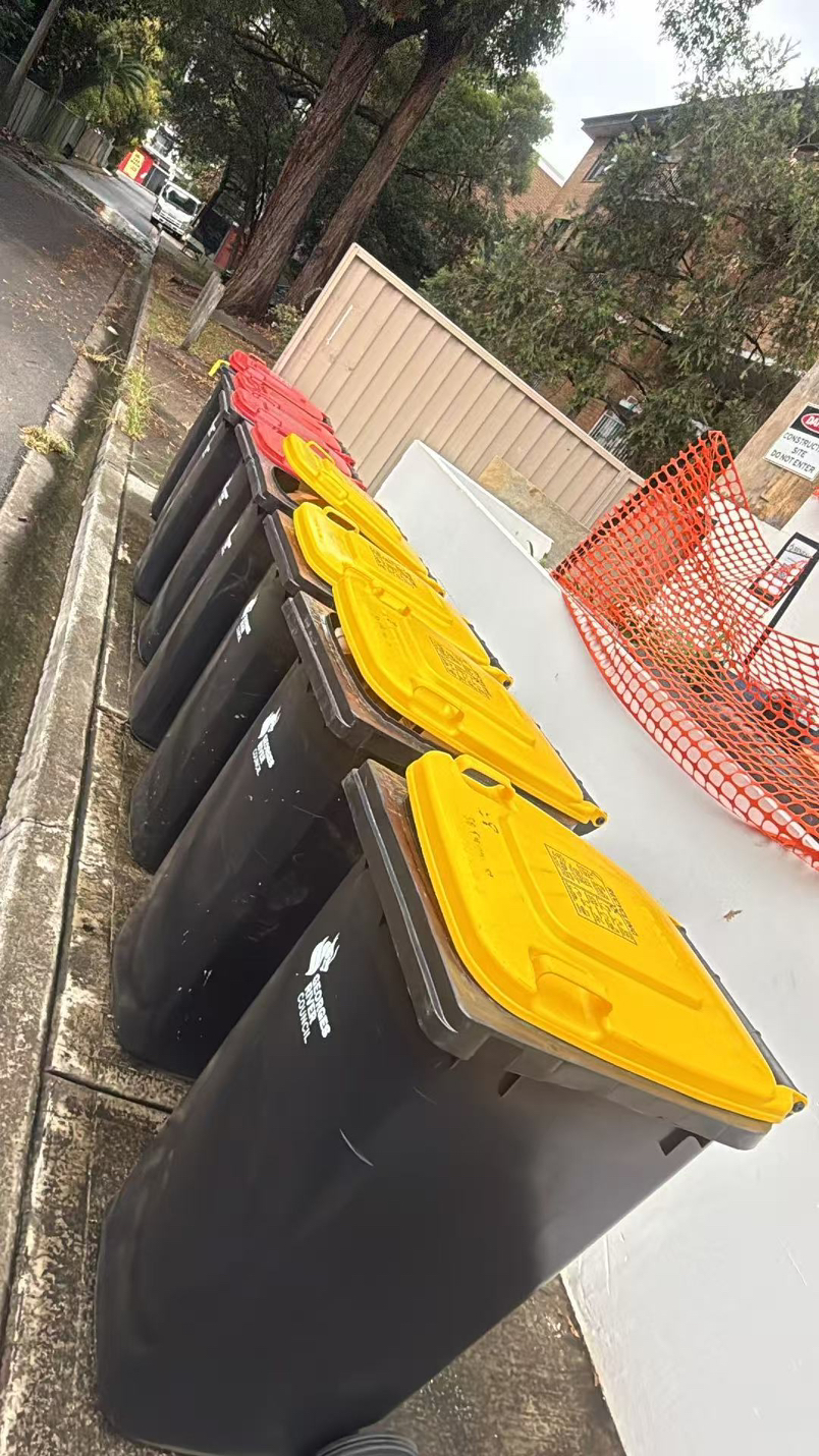 今日悉尼hurstville招拖垃圾桶1人兼职轻松适合老人 hurstville招拖垃圾桶1人兼职轻松适合老人
