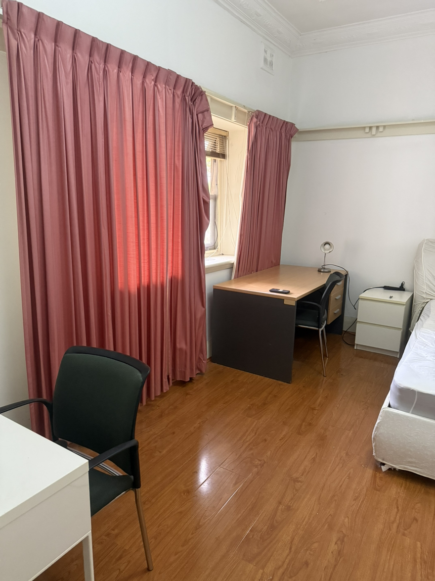 今日悉尼Kingsford 房东租步行13分钟到新南house单间350全包 Kingsford 房东租步行13分钟到新南house单间350全包