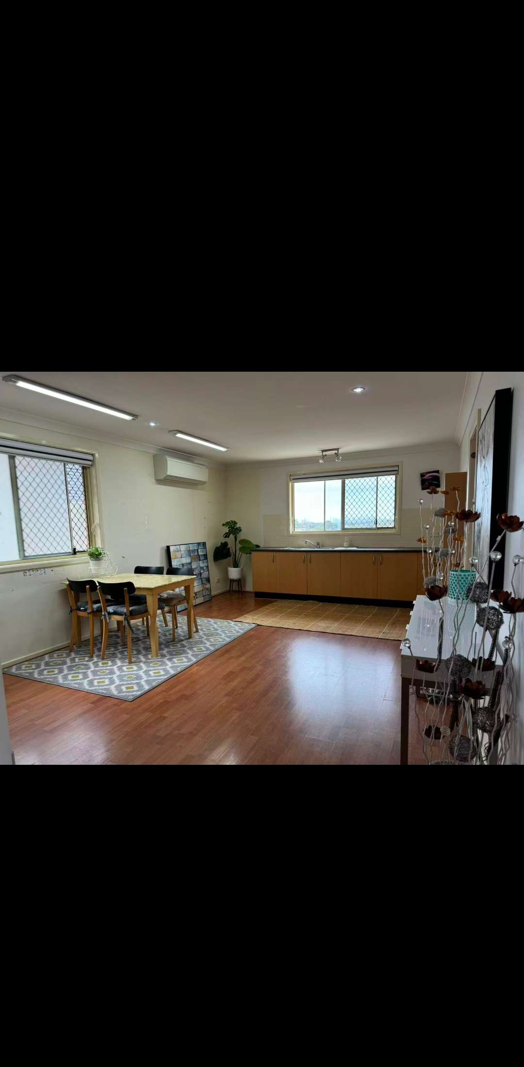 今日悉尼Hurstville 静街主人明亮特大套房 Hurstville 静街主人明亮特大套房