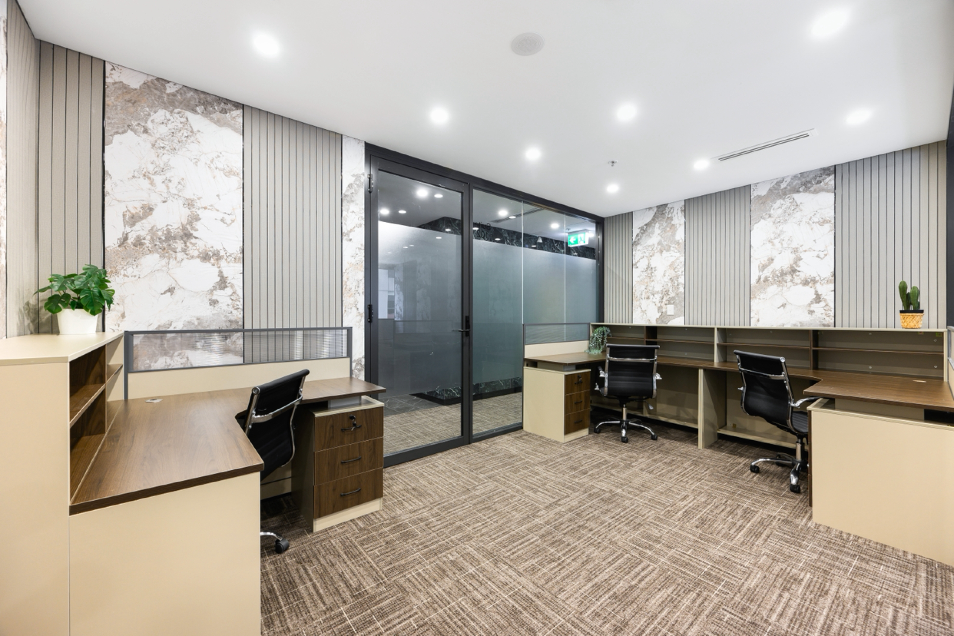 今日悉尼Chatswood 核心写字楼日均90全包多种户型带全新家具 Chatswood 核心写字楼日均90全包多种户型带全新家具