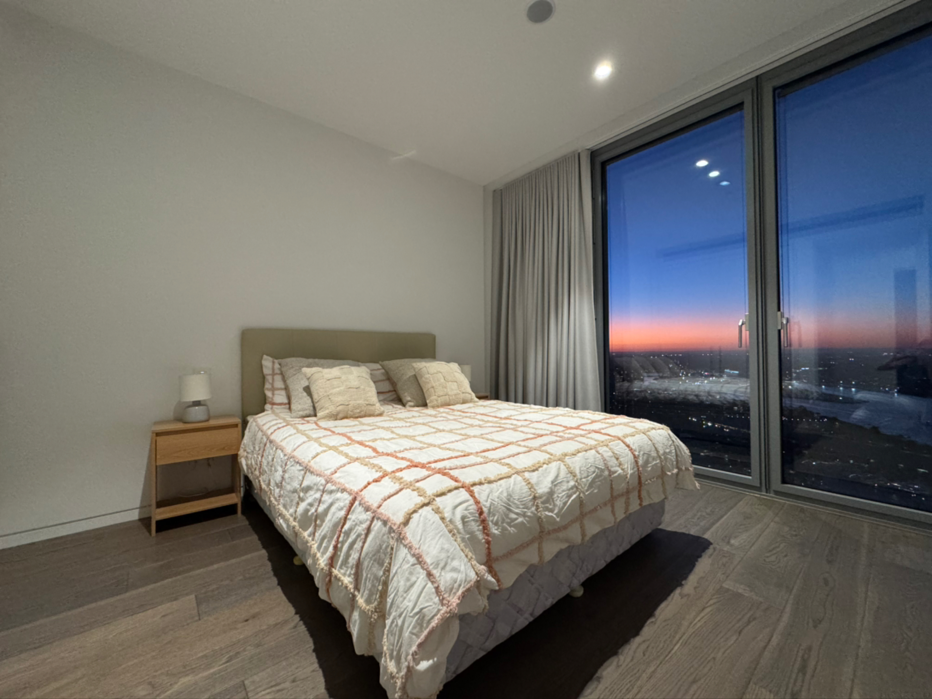今日悉尼Barangaroo 拎包入住整租 全新高层50以上大1房1 书房1卫顶级公寓 Barangaroo 拎包入住整租 全新高层50以上大1房1 书房1卫顶级公寓