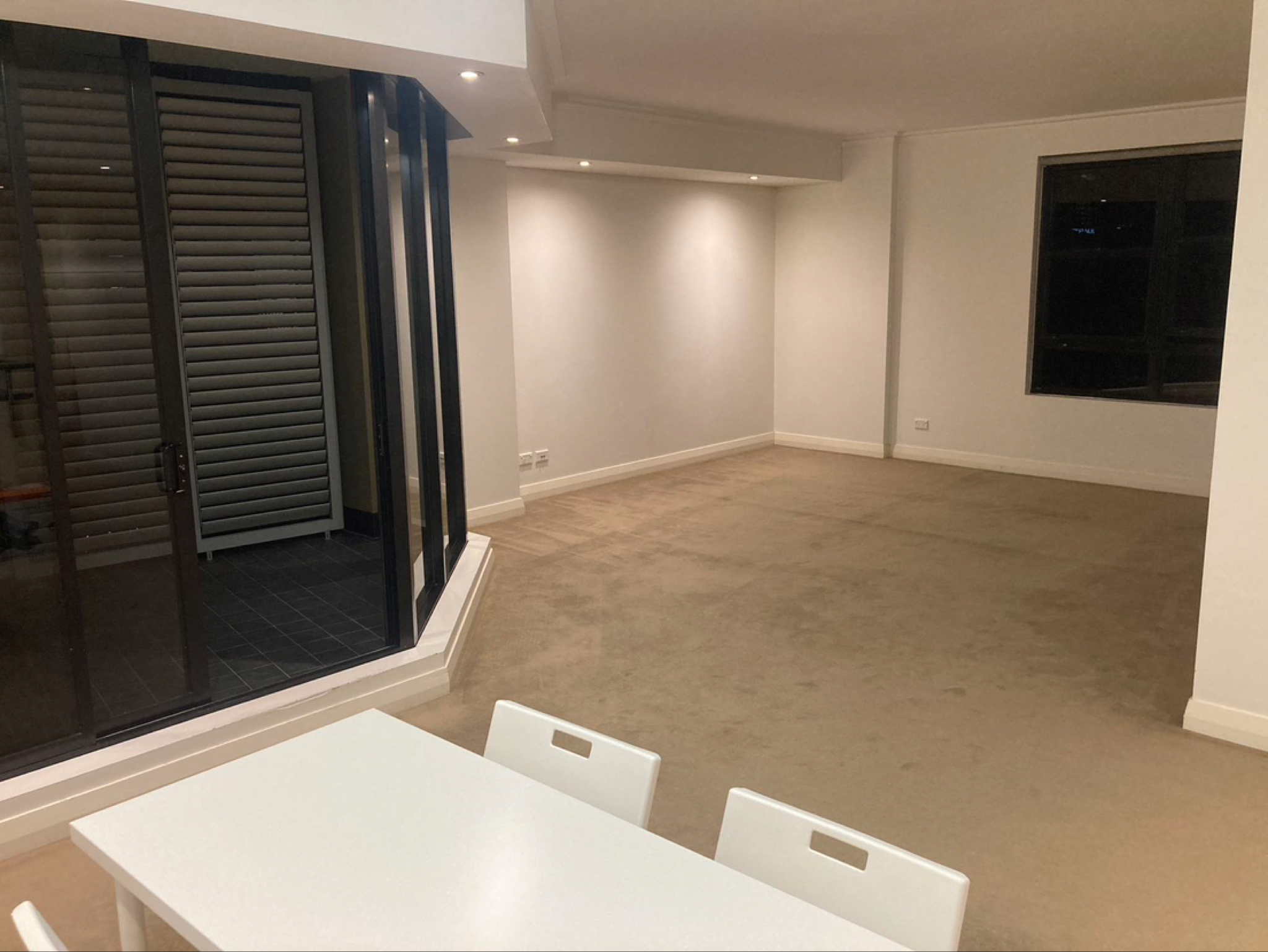今日悉尼Pyrmont 三室两卫提供家具家电中央空调健身房游泳池 Pyrmont 三室两卫提供家具家电中央空调健身房游泳池