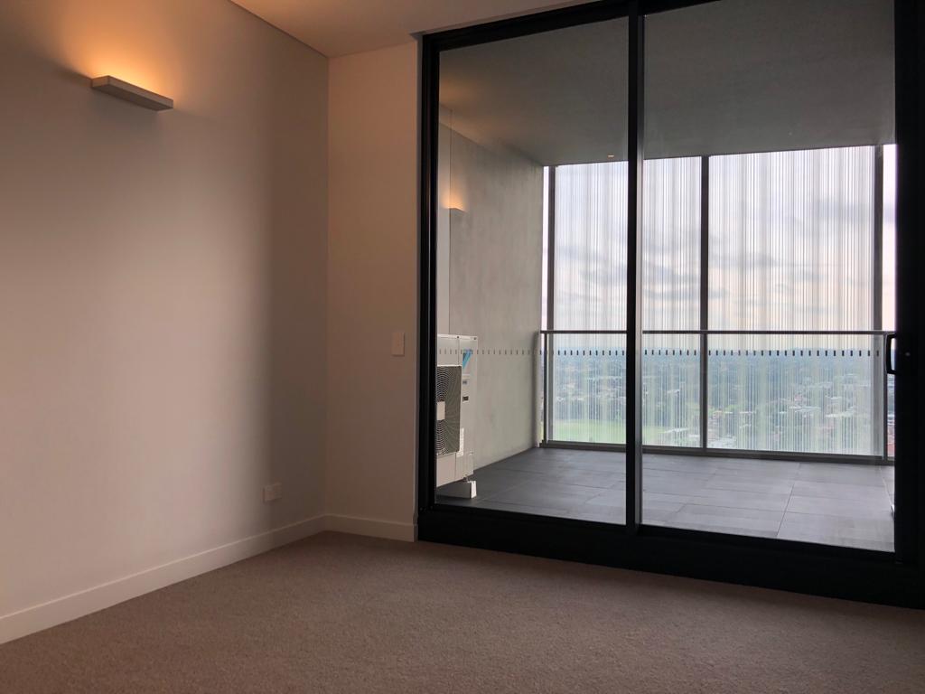 今日悉尼Parramatta 核心地标West Village近新两房公寓出租 Parramatta 核心地标West Village近新两房公寓出租