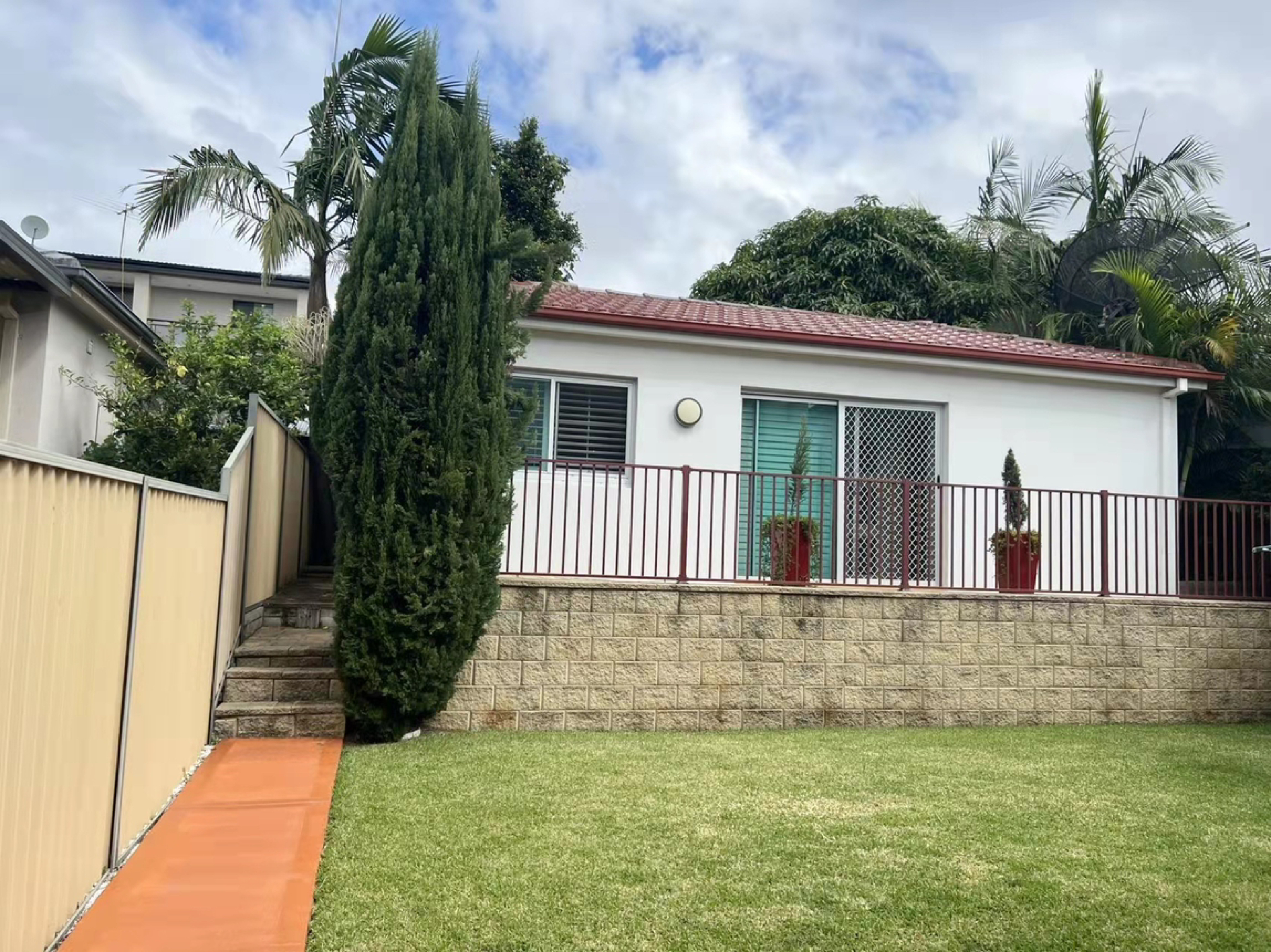 今日悉尼Hurstville 两房一卫grannyflat Hurstville 两房一卫grannyflat