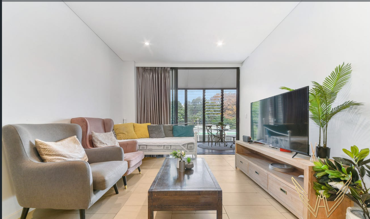 今日悉尼Parramatta 人均500住悉大旁边2B1B 房子很新 有阳台 Parramatta 人均500住悉大旁边2B1B 房子很新 有阳台