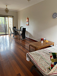 Parramatta 步行火車站 大學 商場新裝修二層雙磗全屋木地板townhouse  乾淨整潔次臥出租