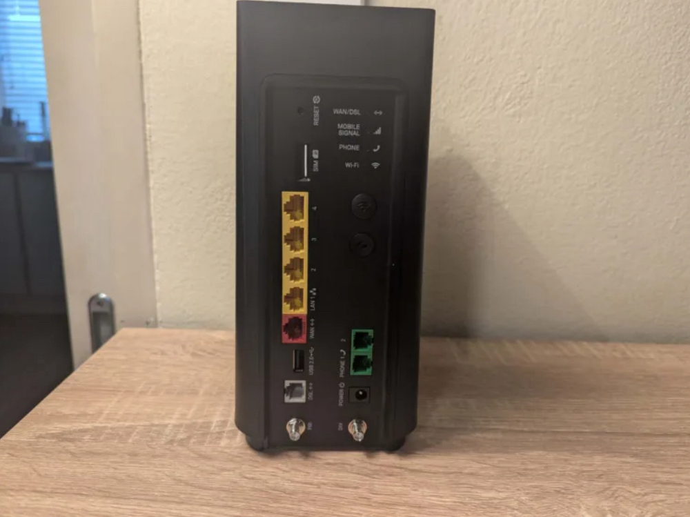 今日珀斯路由器 Telstra Smart Modem Gen 3 出售 路由器 Telstra Smart Modem Gen 3 出售
