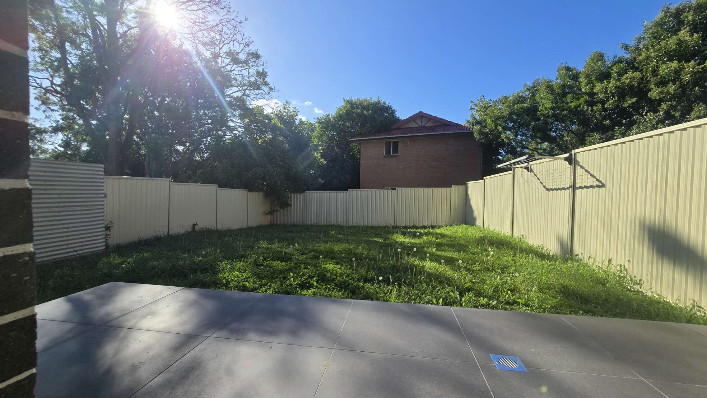 今日悉尼North Ryde 全新五房三卫两厅house整租 North Ryde 全新五房三卫两厅house整租