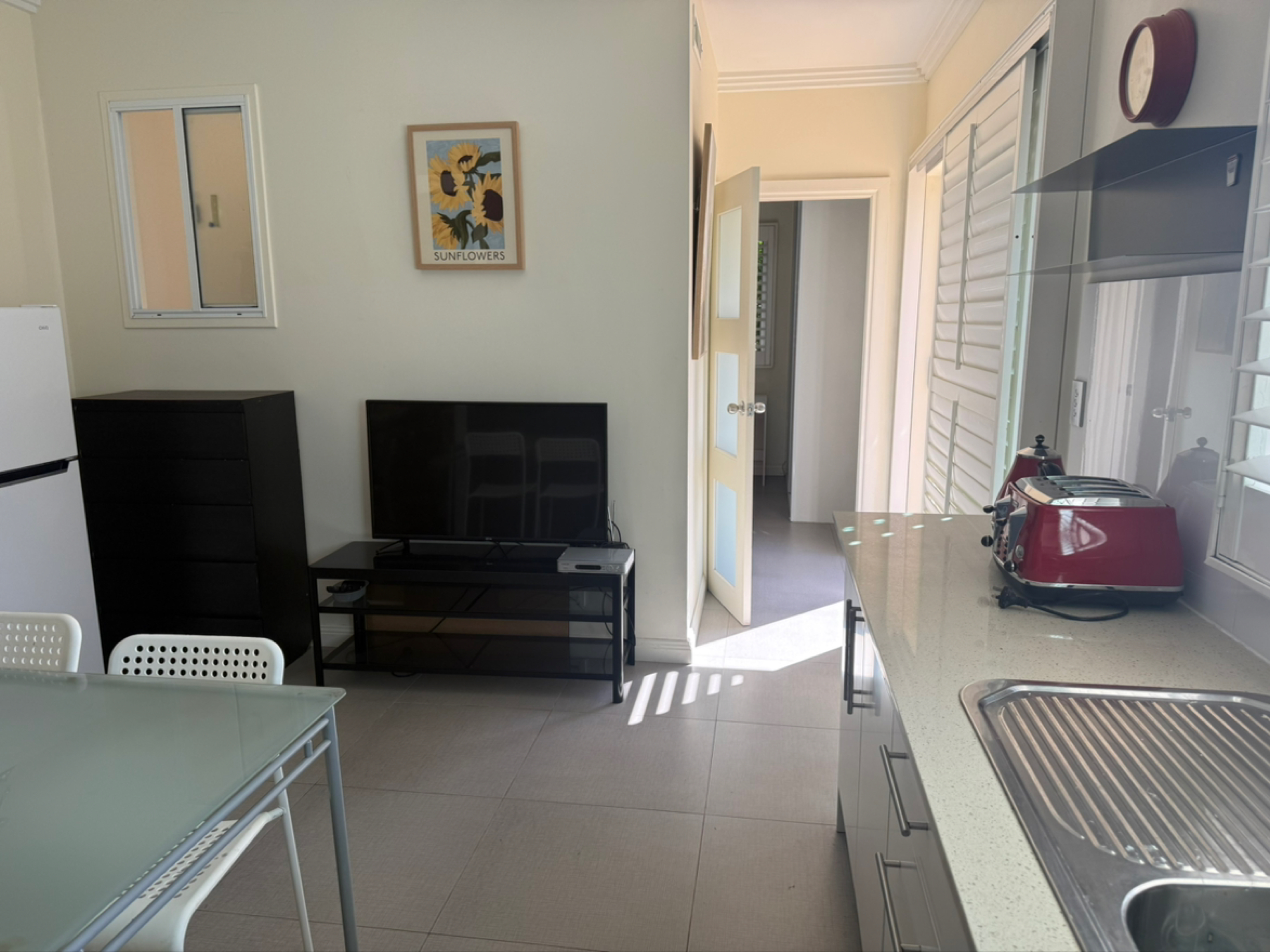 今日珀斯Hurstville 时尚House后院整租 Hurstville 时尚House后院整租
