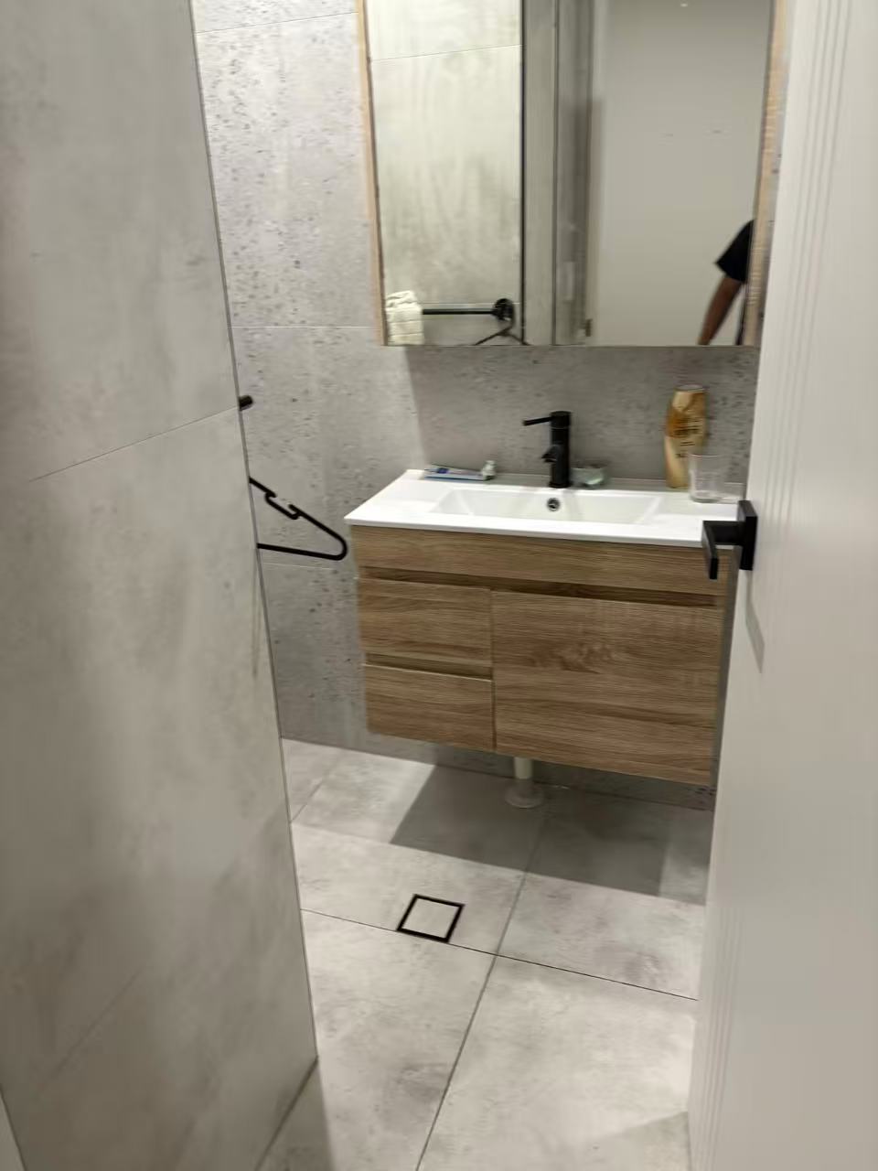 今日悉尼Dundas dundas一房出租楼下有bus直达eastwood 出租有地下车库简单家具 长短租都可 Dundas dundas一房出租楼下有bus直达eastwood 出租有地下车库简单家具 长短租都可