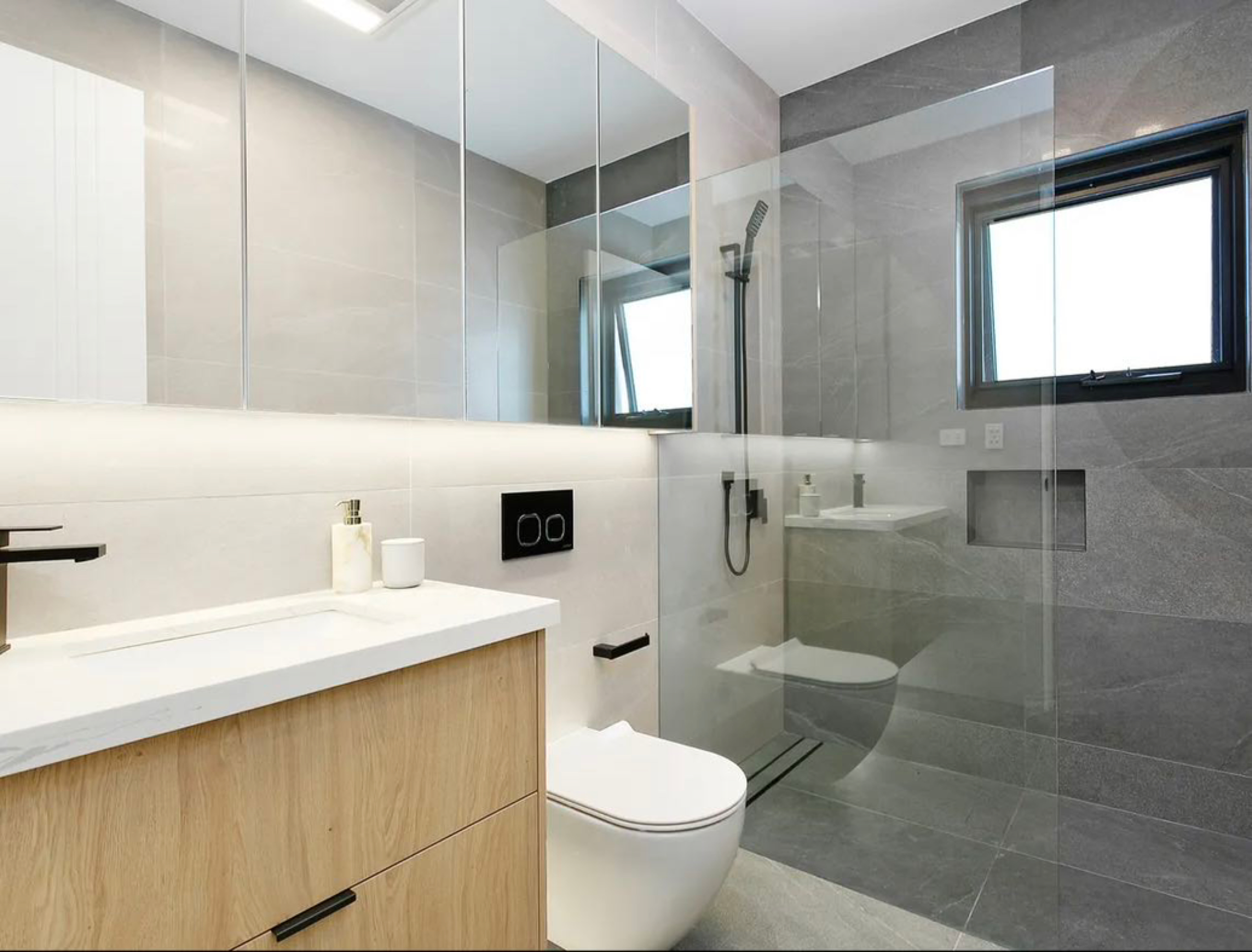 今日悉尼Hurstville 全新house 单间出租 Hurstville 全新house 单间出租
